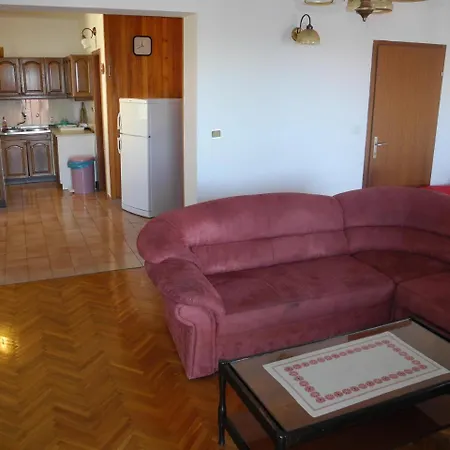 Vucko 4 Pax Apartment *