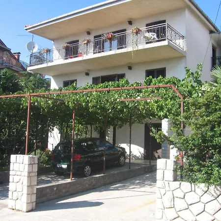 Vucko 4 Pax Apartment Crikvenica