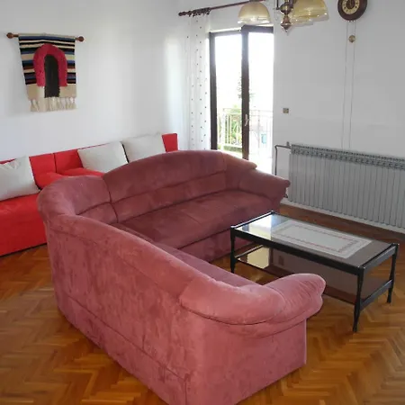 Vucko 4 For 4 Persons With Terrace *